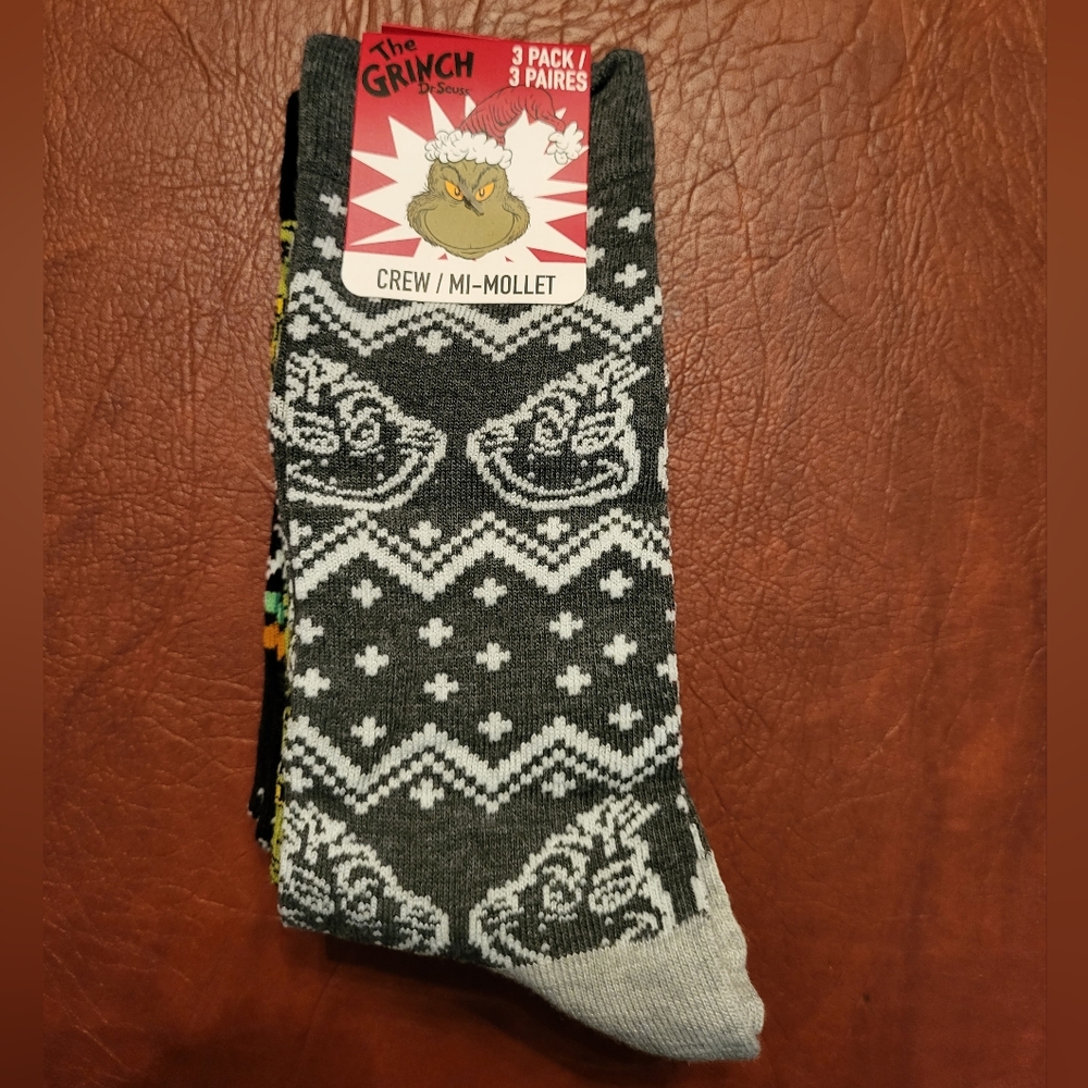 THE GRINCH 3 Pack Of Crew Socks For Men, New With Tags
